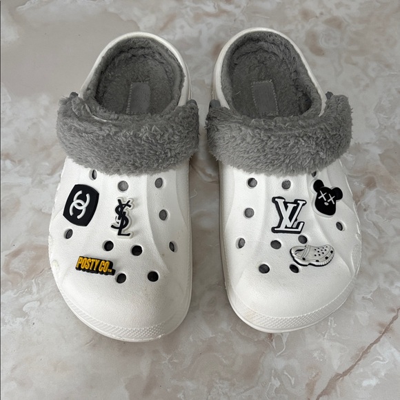 Crocs M7 W9 - Picture 3 of 5